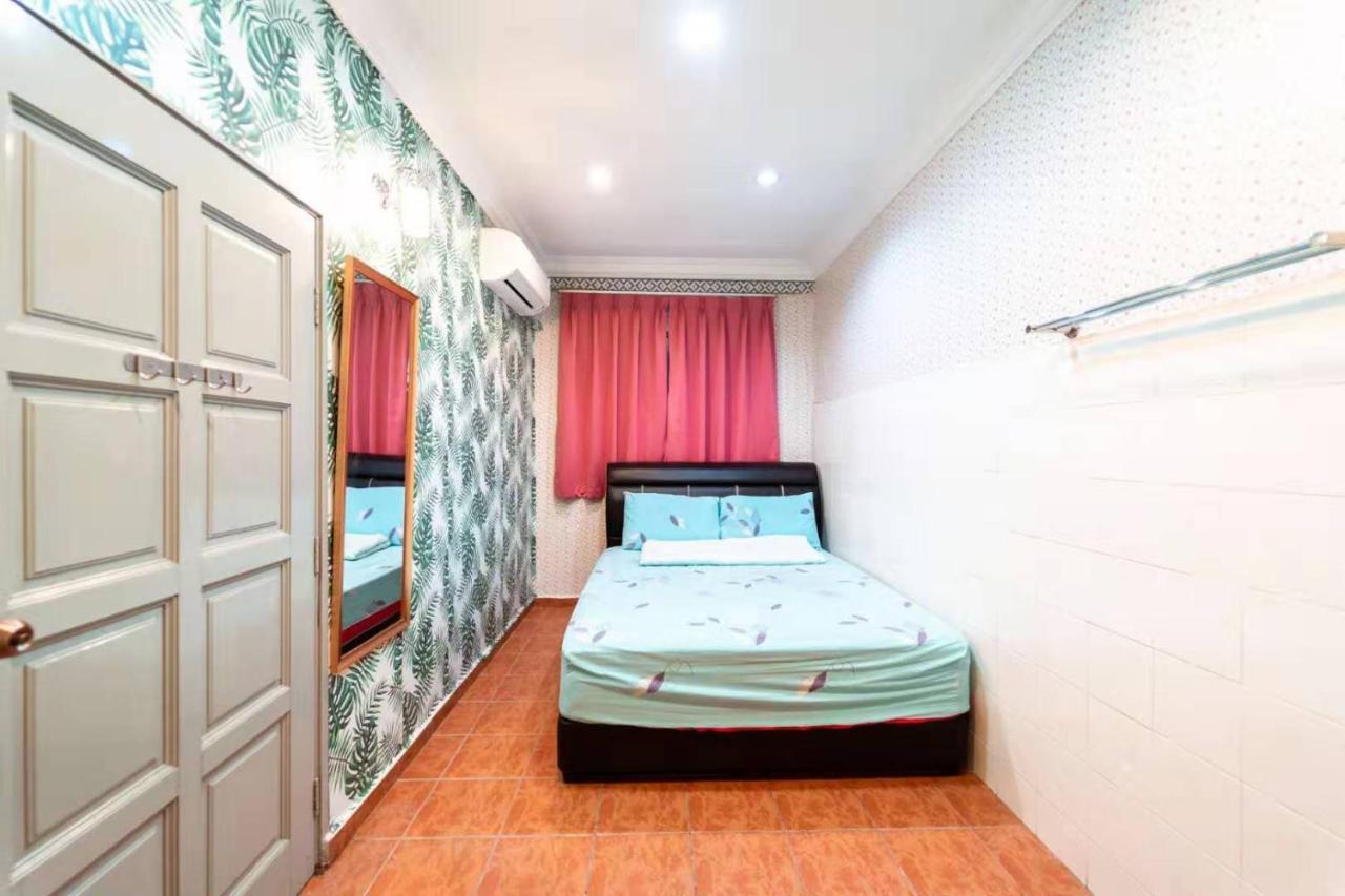Star Light Homestay Sitiawan Zewnętrze zdjęcie