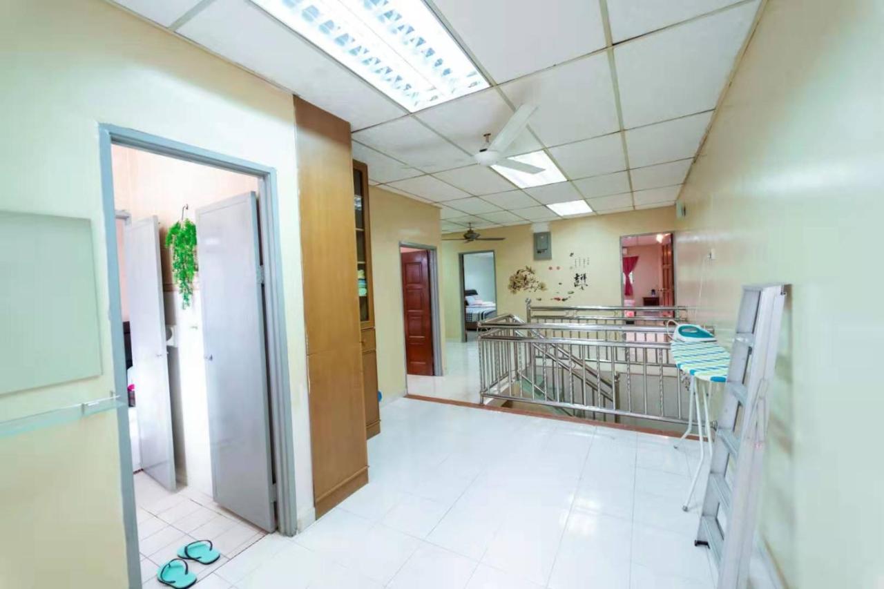 Star Light Homestay Sitiawan Zewnętrze zdjęcie
